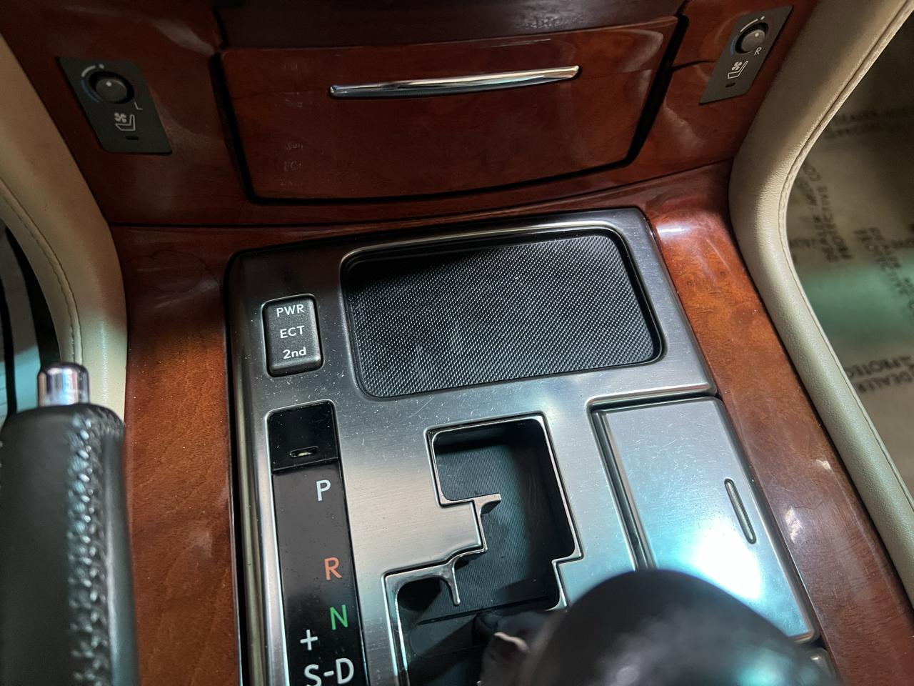 Lexus LX 570 Sport Utility 2008
