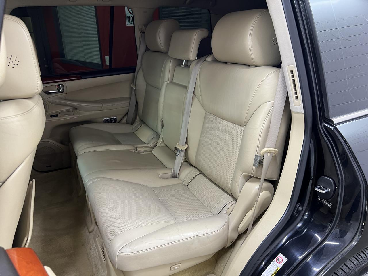 Lexus LX 570 Sport Utility 2008