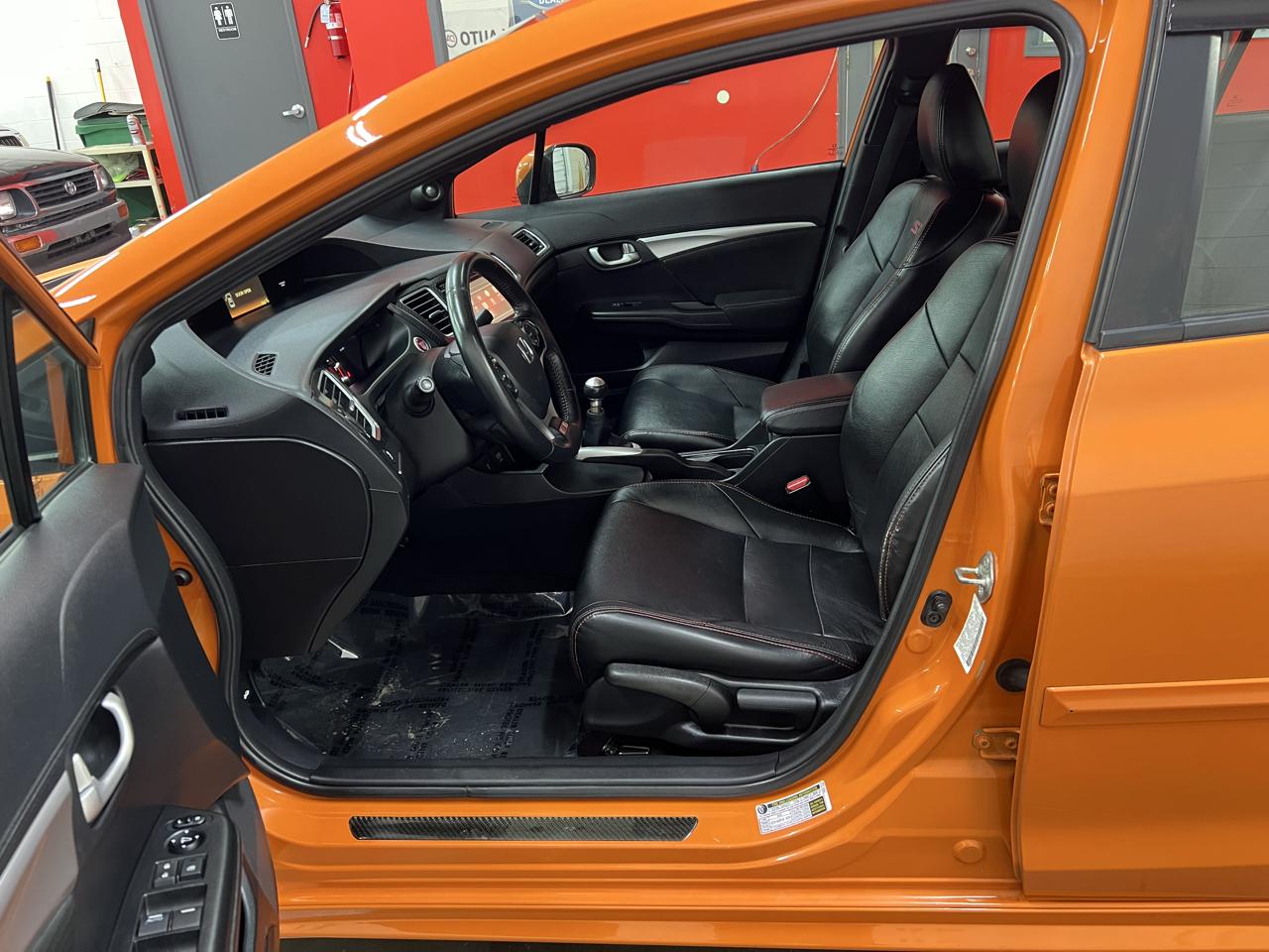 Honda Civic Si Sedan 6-Speed MT 2015