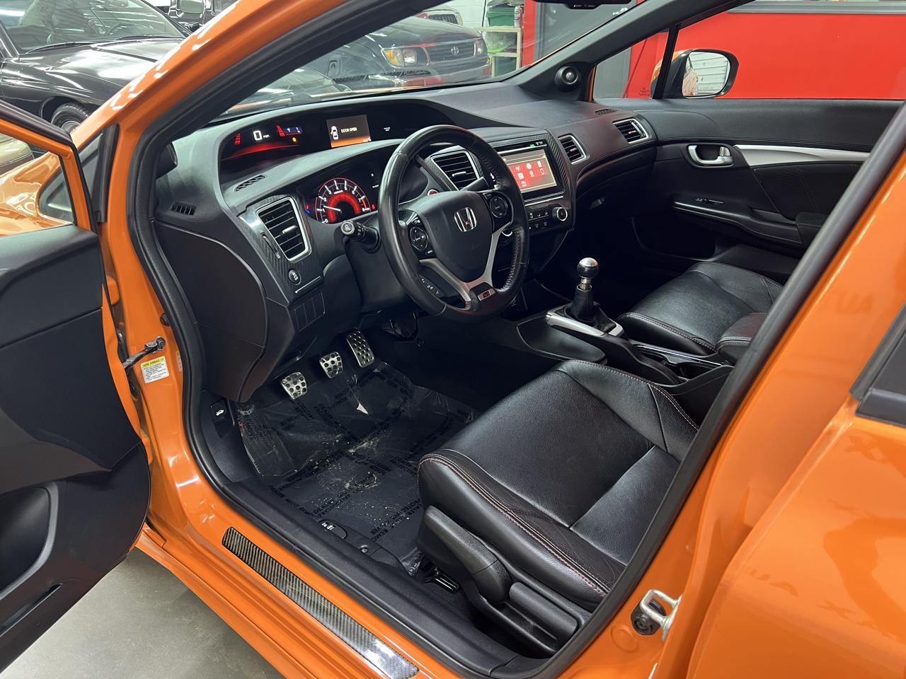 Honda Civic Si Sedan 6-Speed MT 2015