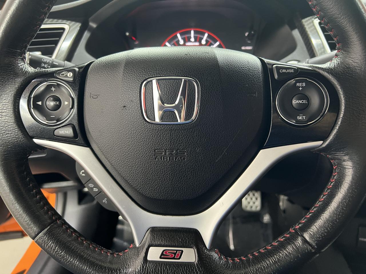 Honda Civic Si Sedan 6-Speed MT 2015