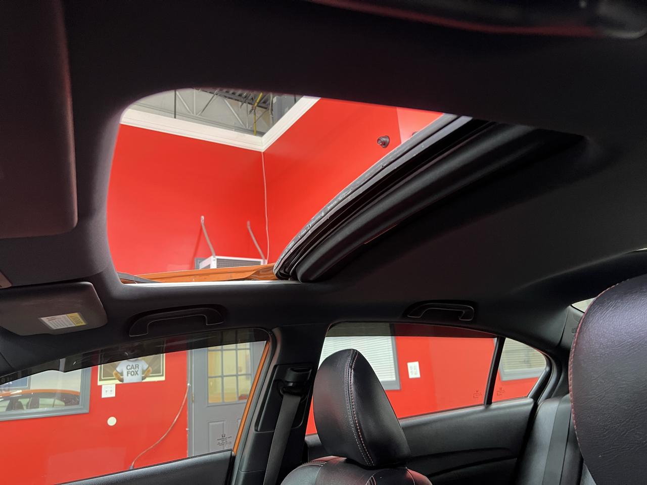 Honda Civic Si Sedan 6-Speed MT 2015