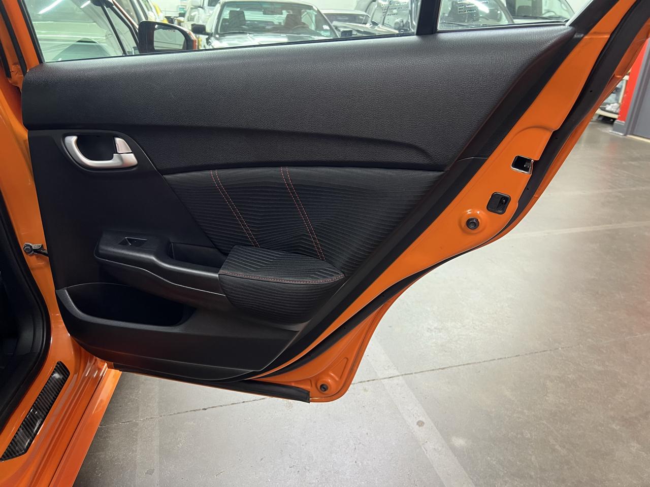 Honda Civic Si Sedan 6-Speed MT 2015