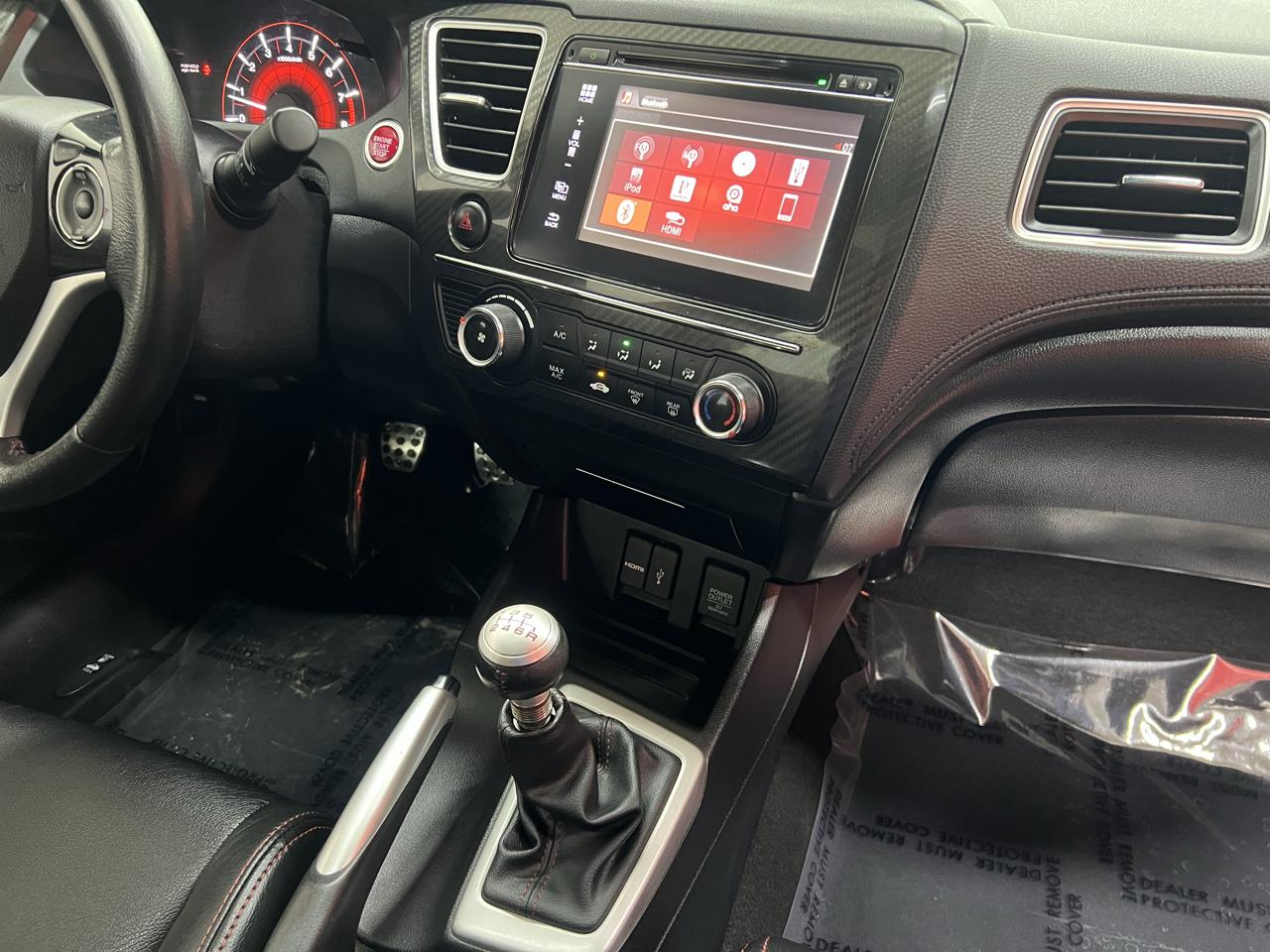 Honda Civic Si Sedan 6-Speed MT 2015