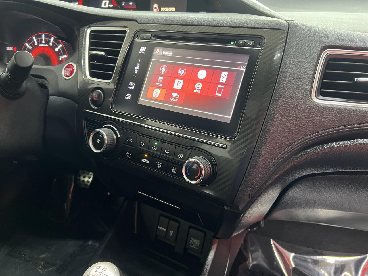 Honda Civic Si Sedan 6-Speed MT 2015