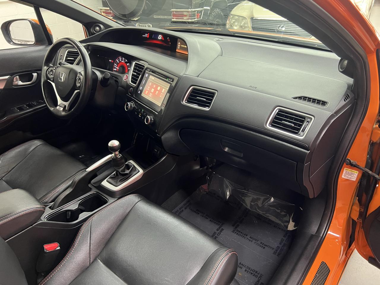 Honda Civic Si Sedan 6-Speed MT 2015