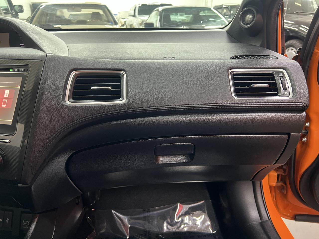 Honda Civic Si Sedan 6-Speed MT 2015
