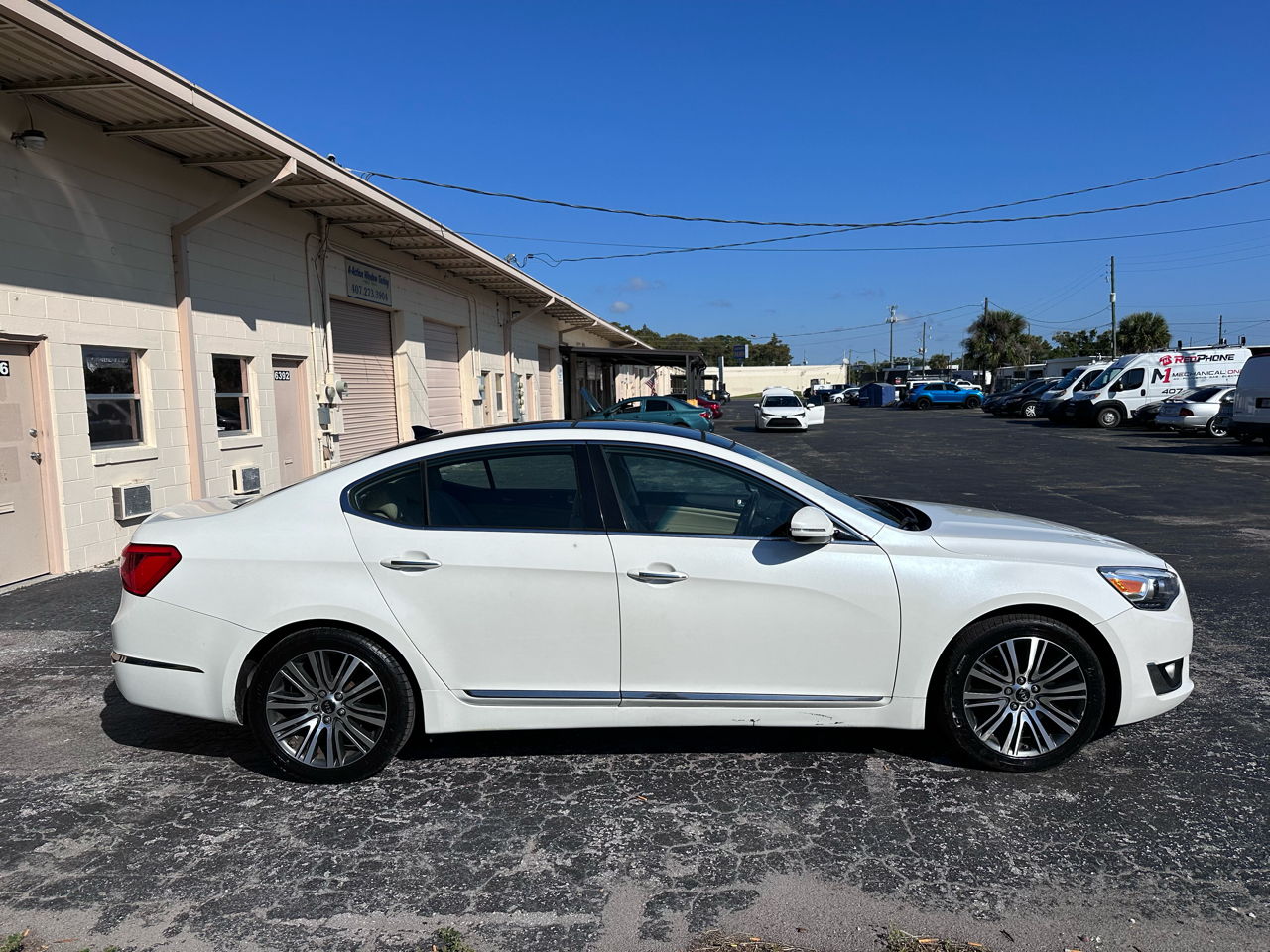 Kia Cadenza Premium 2015 Kia Cadenza Premium 2015
