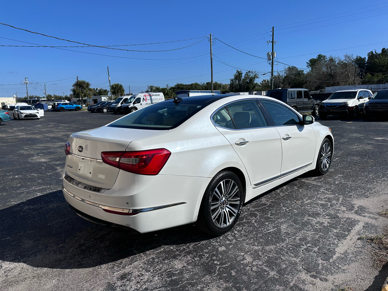 Kia Cadenza Premium 2015 Kia Cadenza Premium 2015