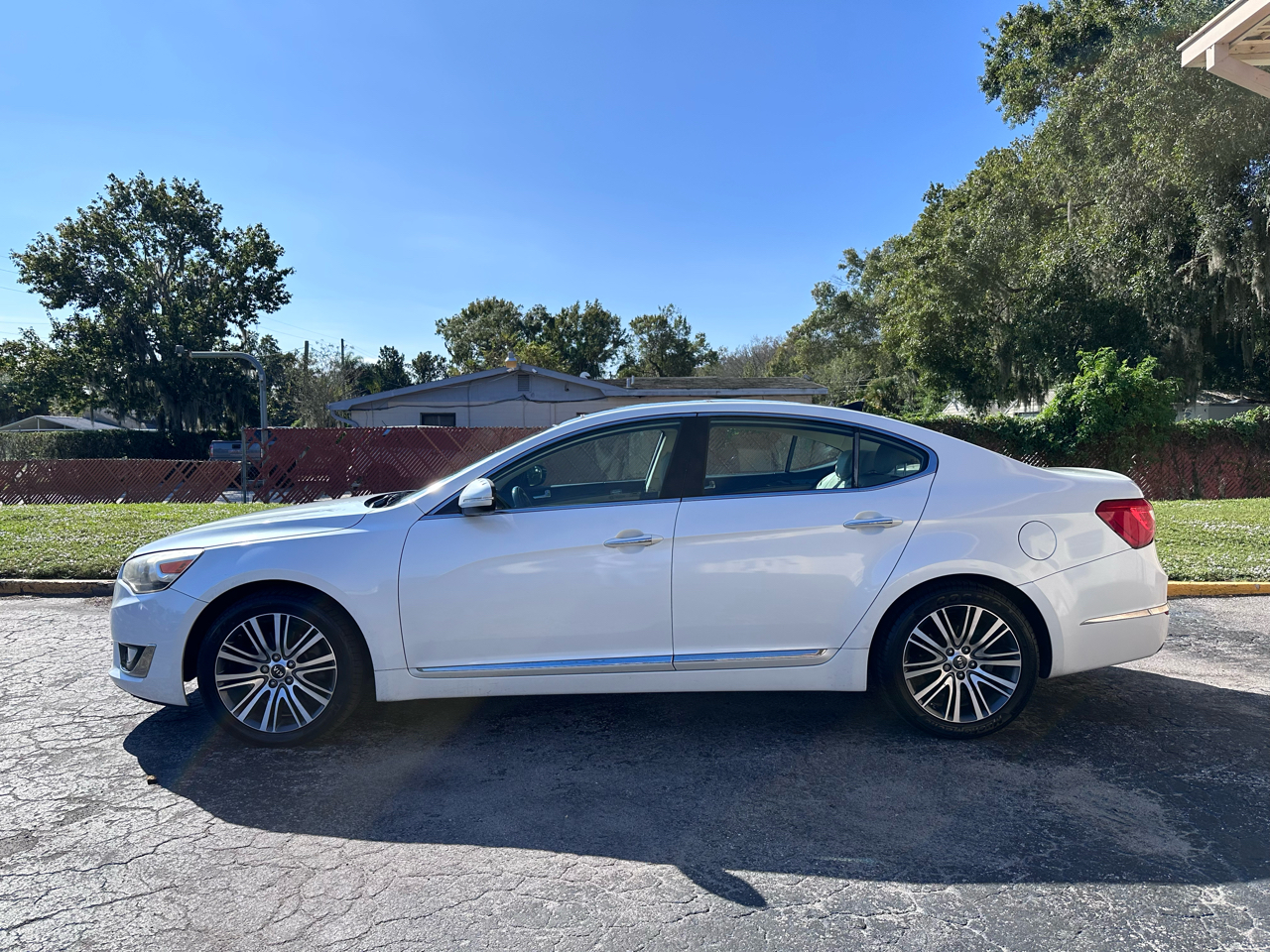 Kia Cadenza Premium 2015 Kia Cadenza Premium 2015