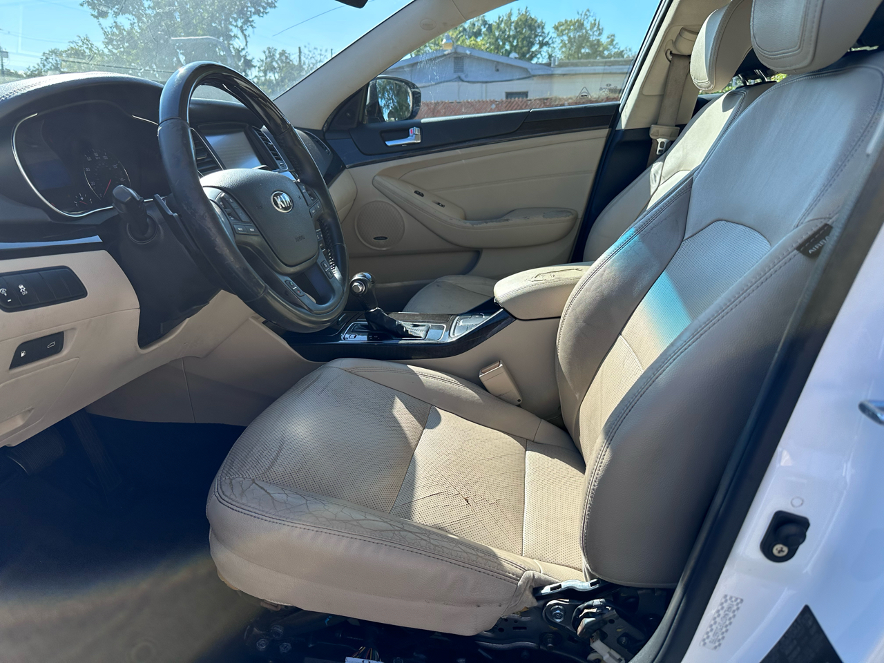 Kia Cadenza Premium 2015 Kia Cadenza Premium 2015