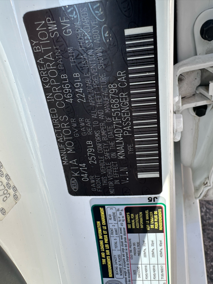 Kia Cadenza Premium 2015 Kia Cadenza Premium 2015