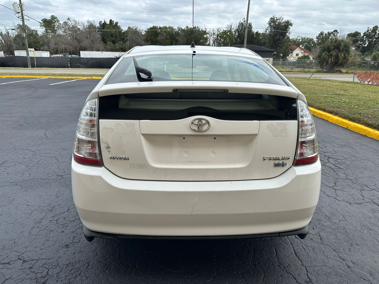 Toyota Prius 4-Door Liftback 2004
