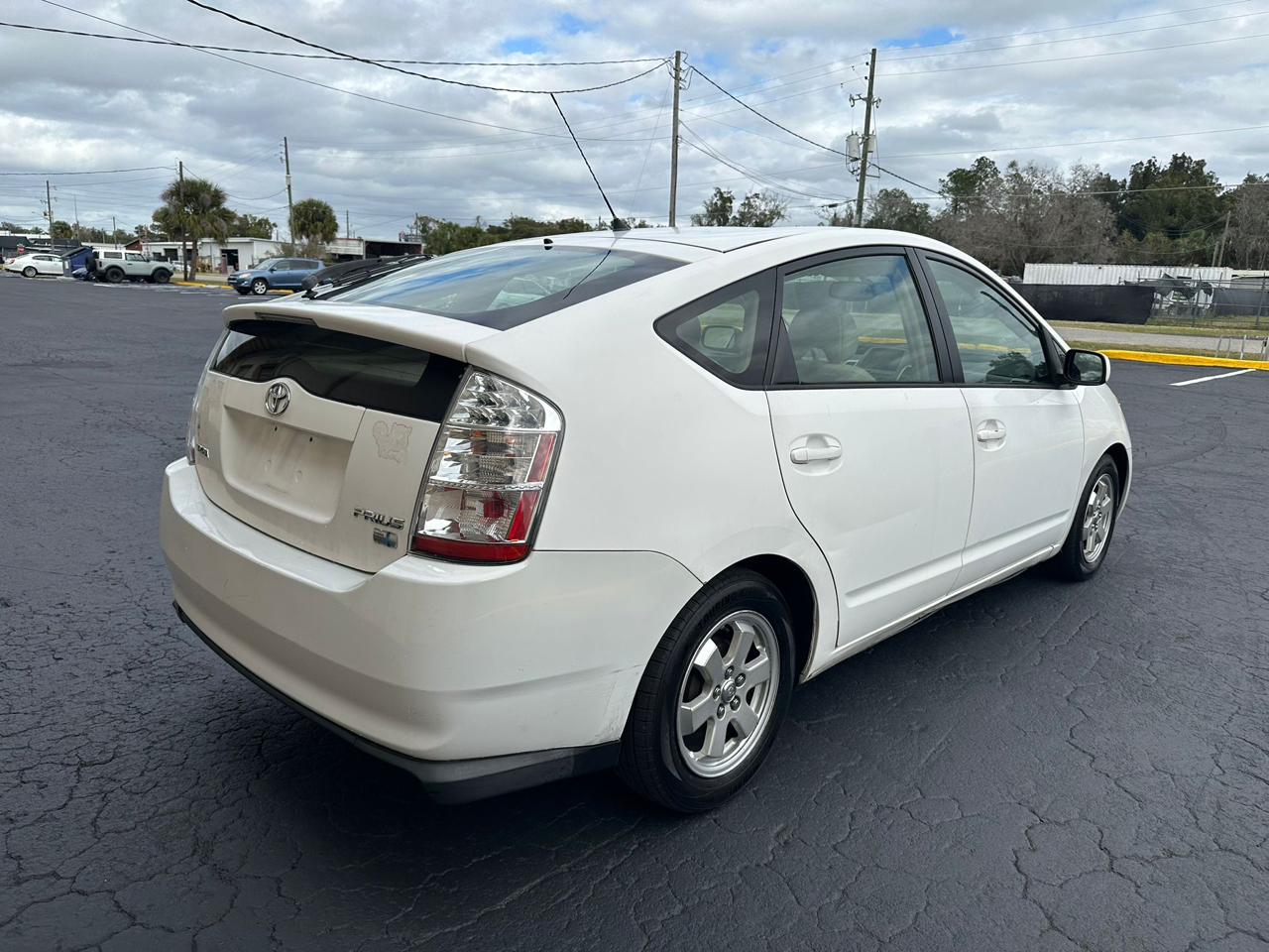 Toyota Prius 4-Door Liftback 2004