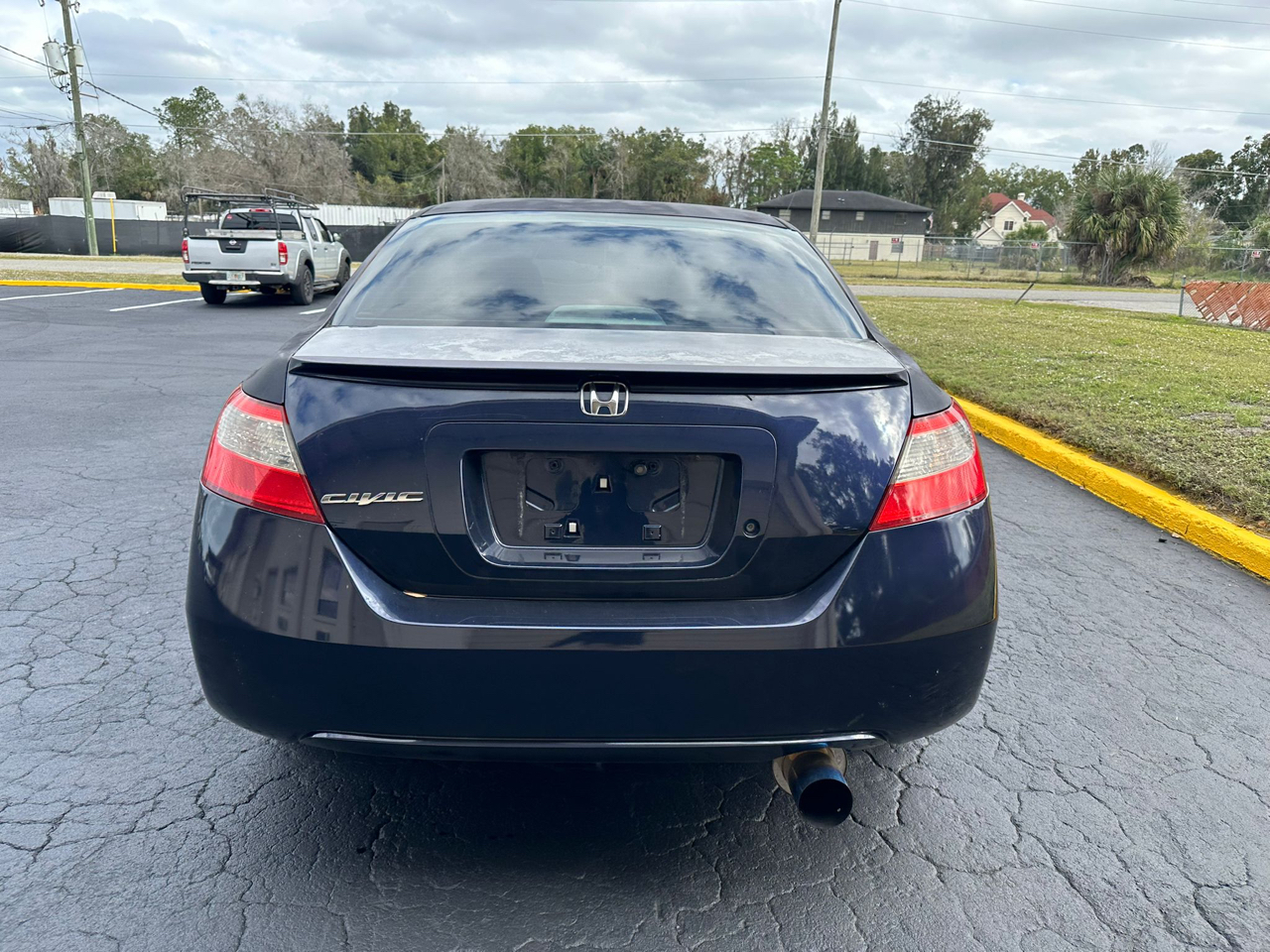 Honda Civic LX Coupe 5-Speed AT 2010