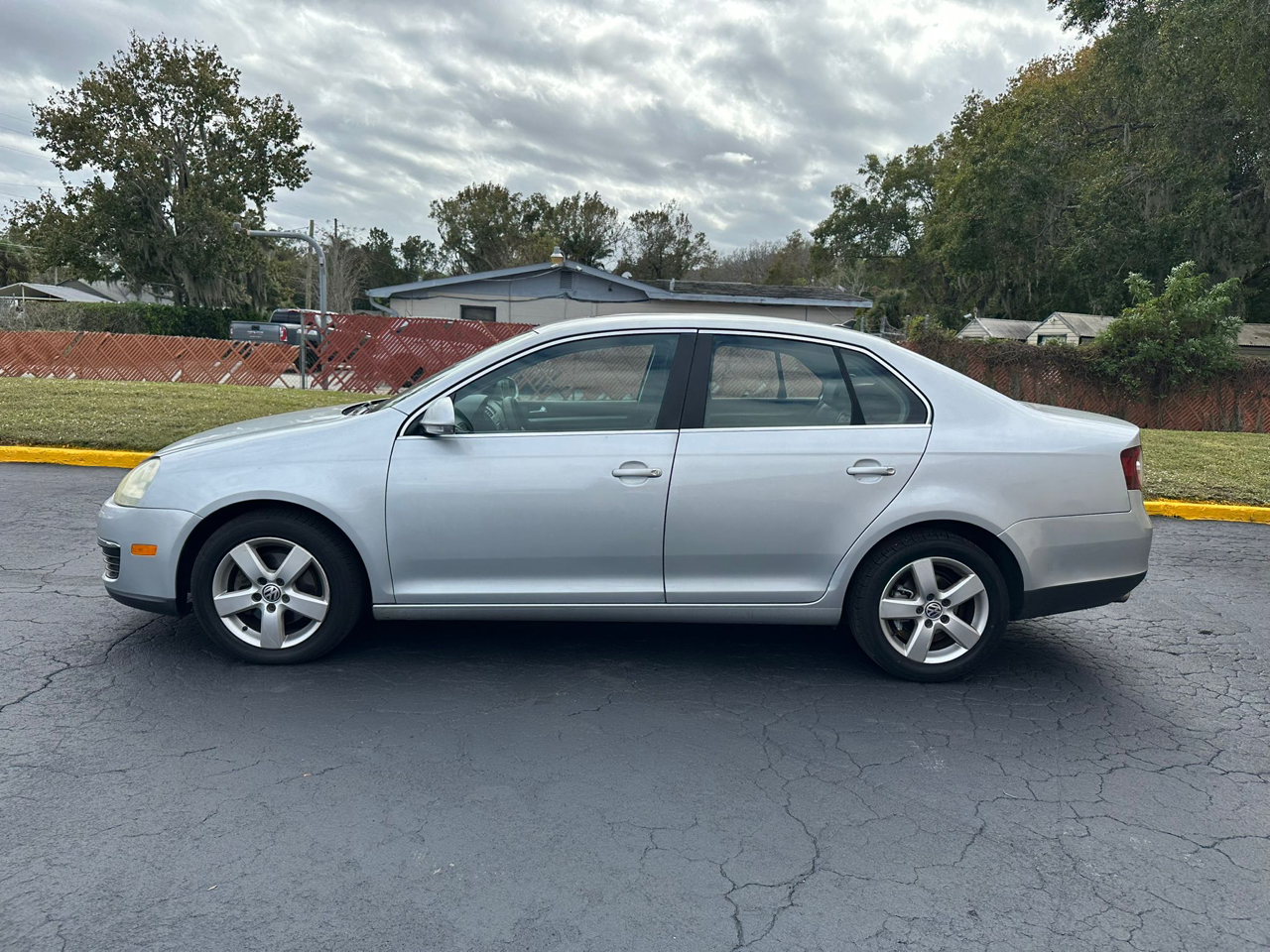 Volkswagen Jetta SE 2009