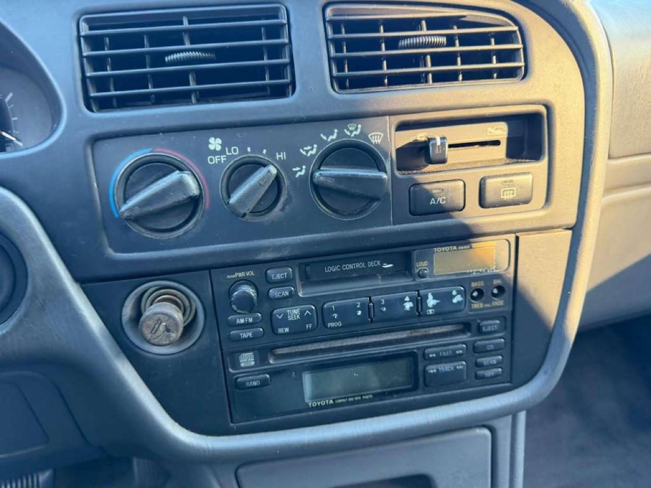 Toyota Camry LE coupe 1994