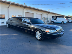 2004 Lincoln Town Car 