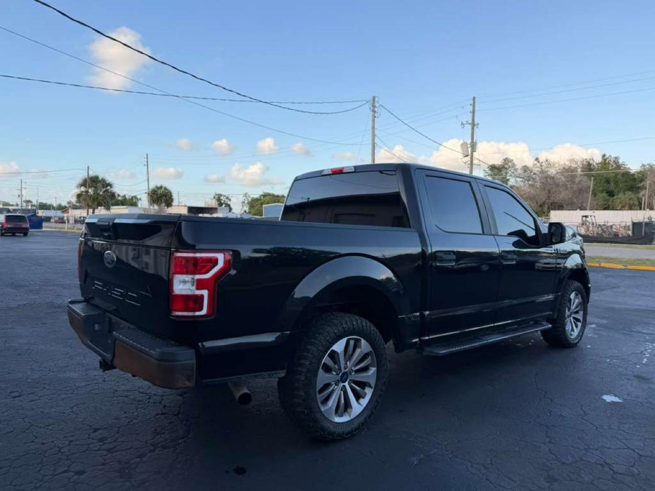 Ford F-150 2WD Reg Cab 126" FX2 Tremor 2018