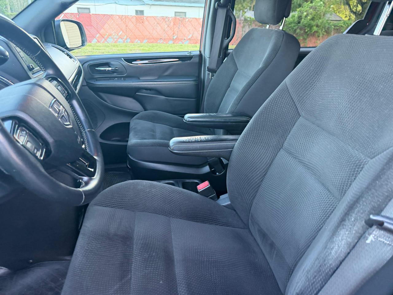 Dodge Grand Caravan SE 2018