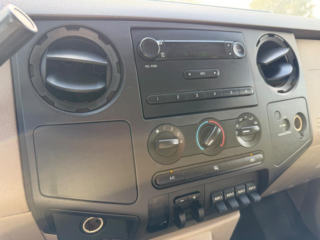 Ford F-450 SD Regular Cab 2WD DRW 2008