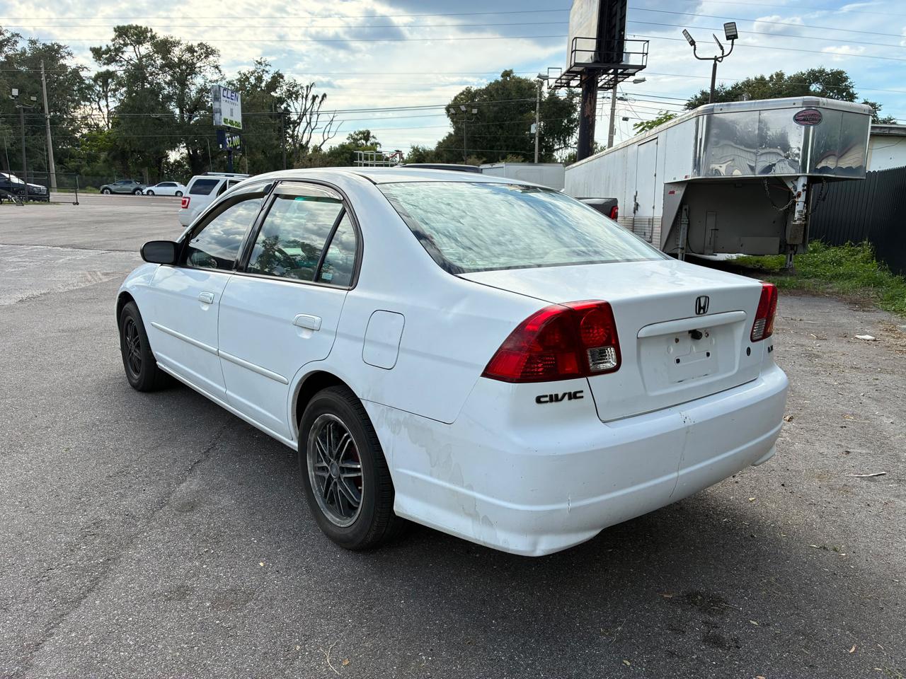 Honda Civic LX Sedan AT 2004