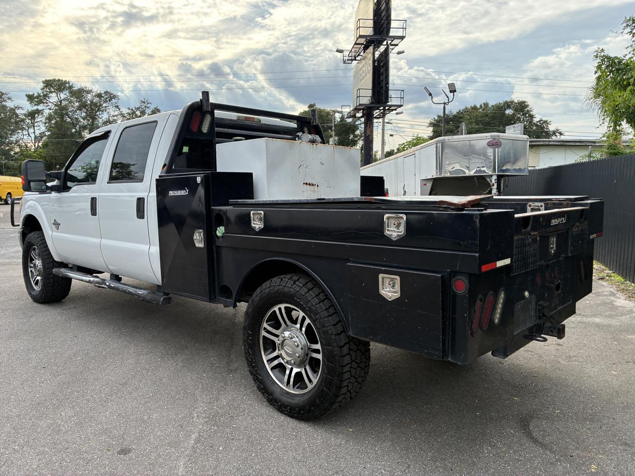 Ford F-350 SD XLT Crew Cab Long Bed 4WD 2012