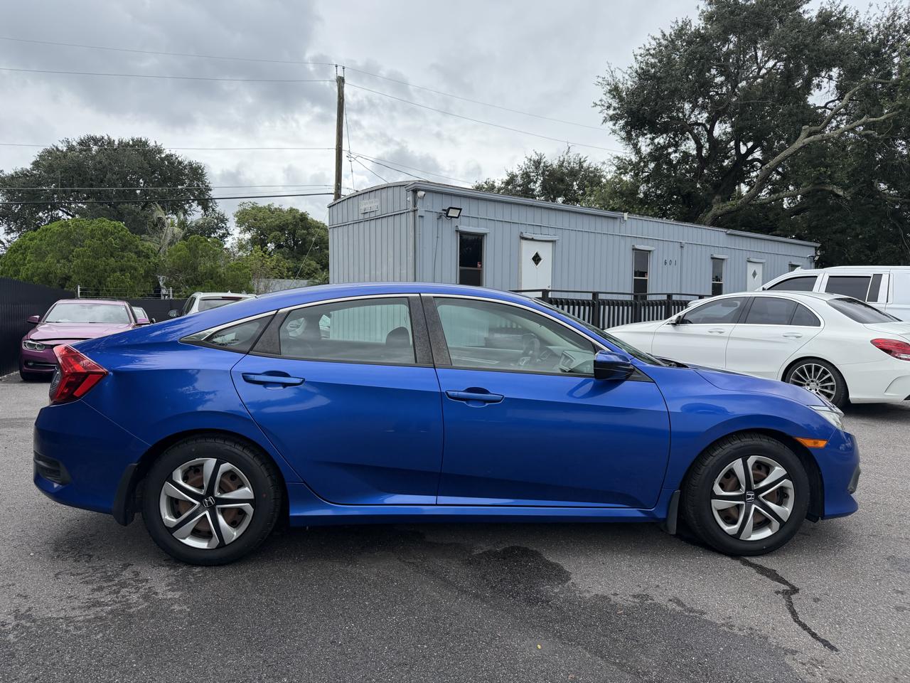 Honda Civic LX Sedan CVT 2016