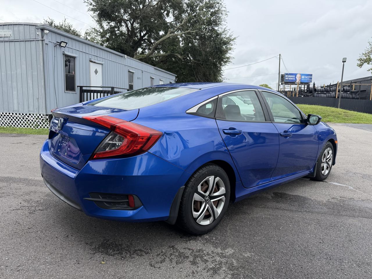 Honda Civic LX Sedan CVT 2016