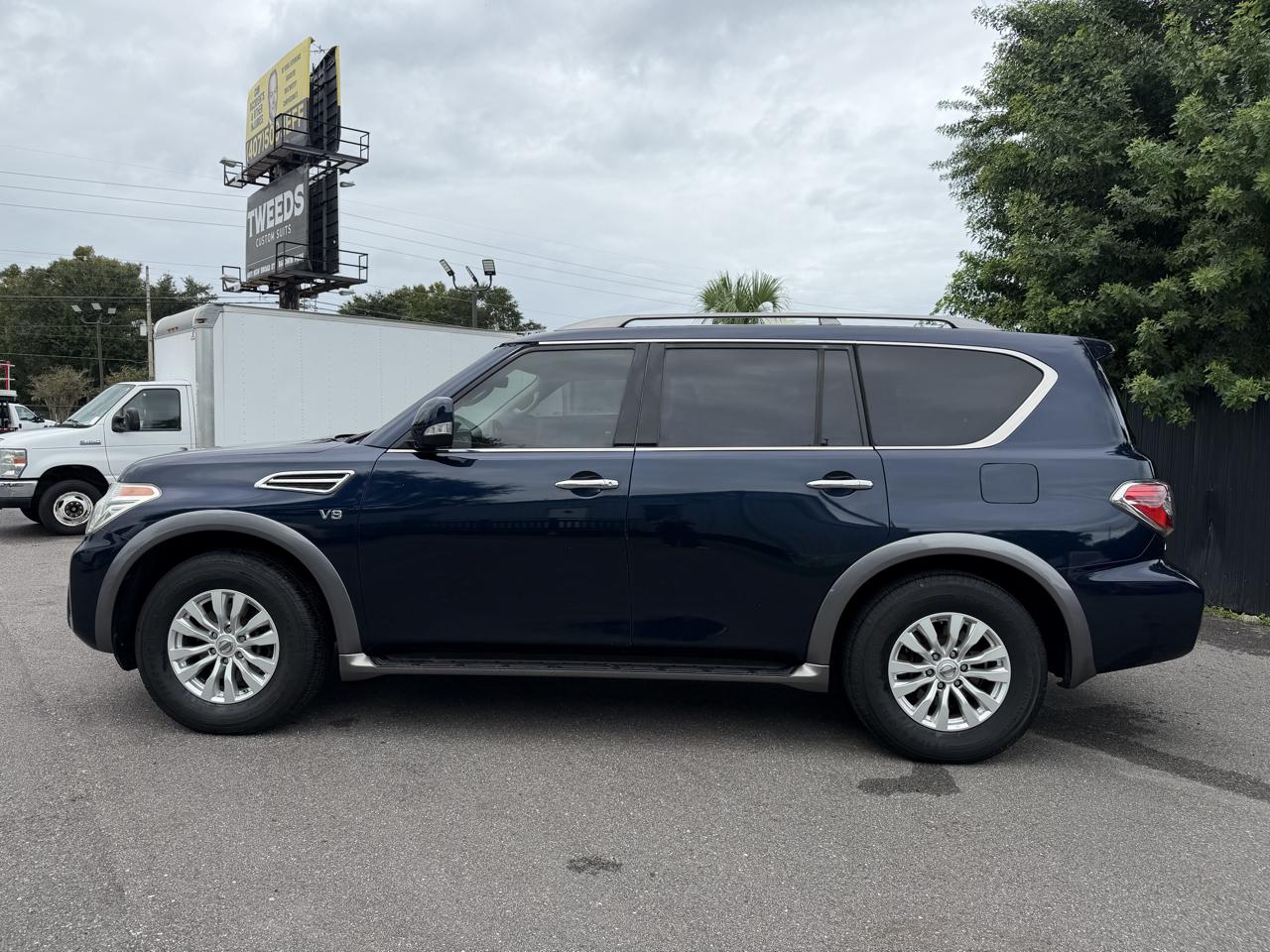 Nissan Armada Platinum 2WD 2017