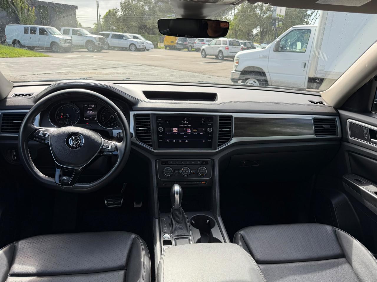 Volkswagen Atlas V6 SE w/Technology 2018