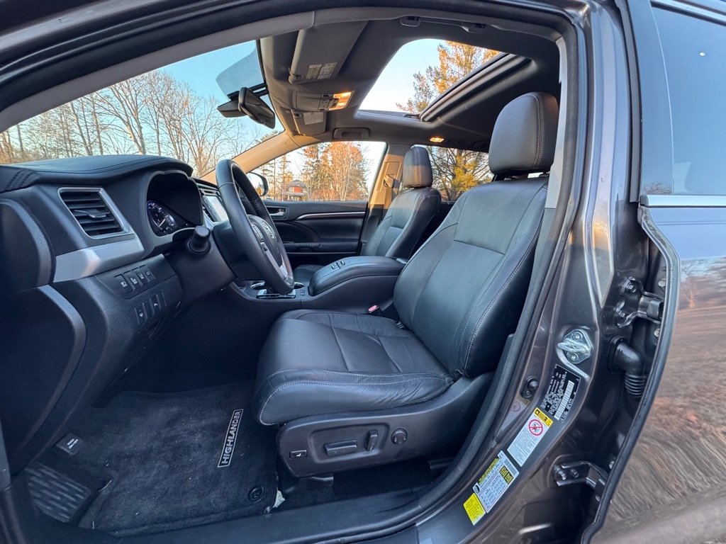 Toyota Highlander Limited AWD V6 2015