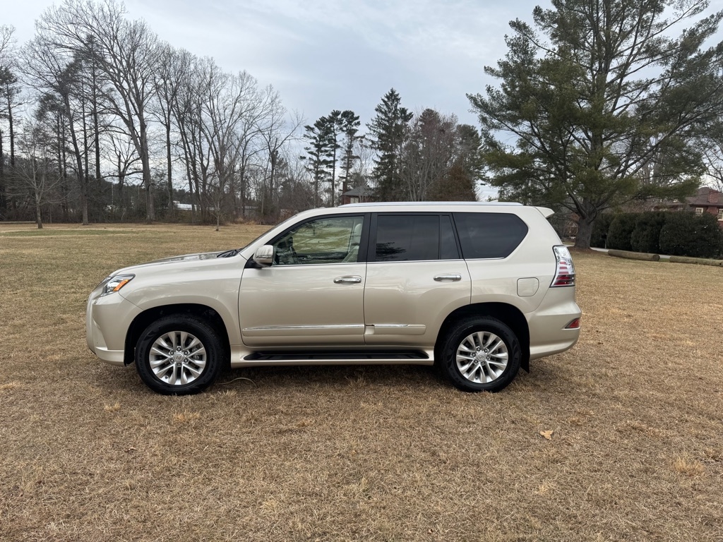 Lexus GX 460 Base 2016