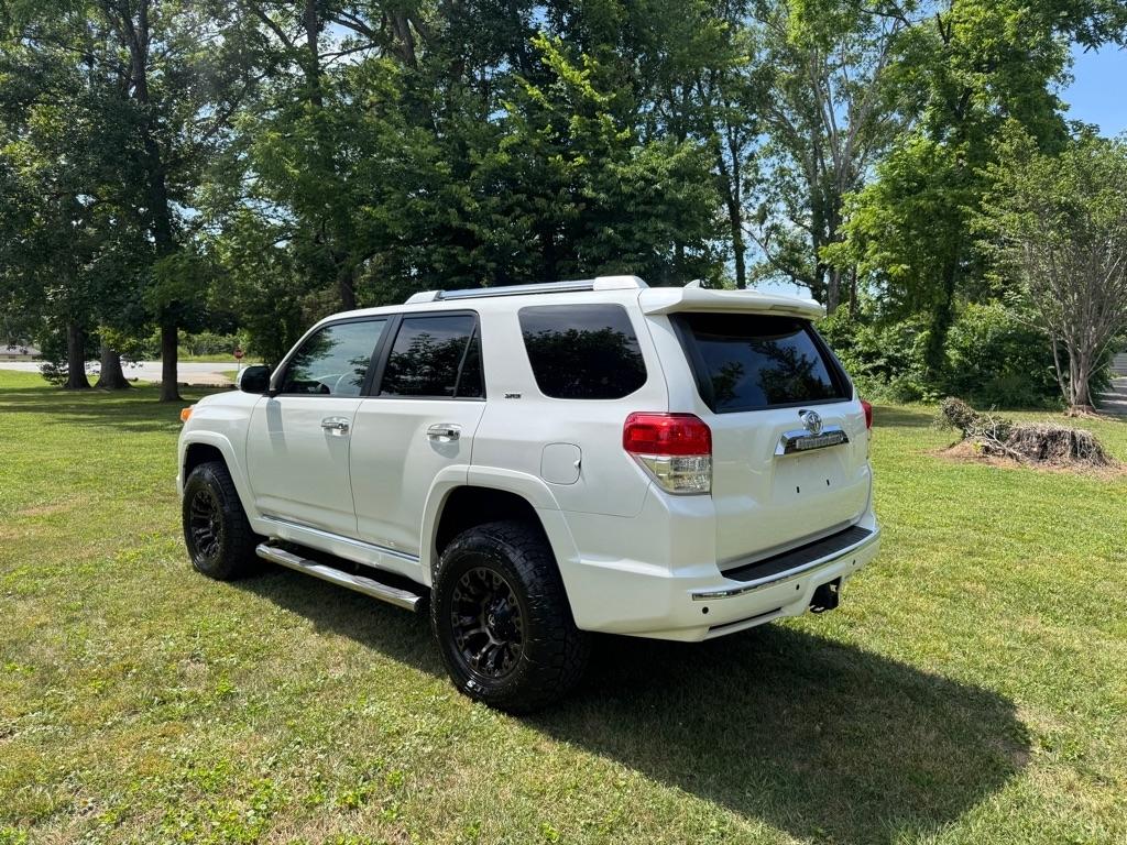 Toyota 4Runner SR5 4WD 2012