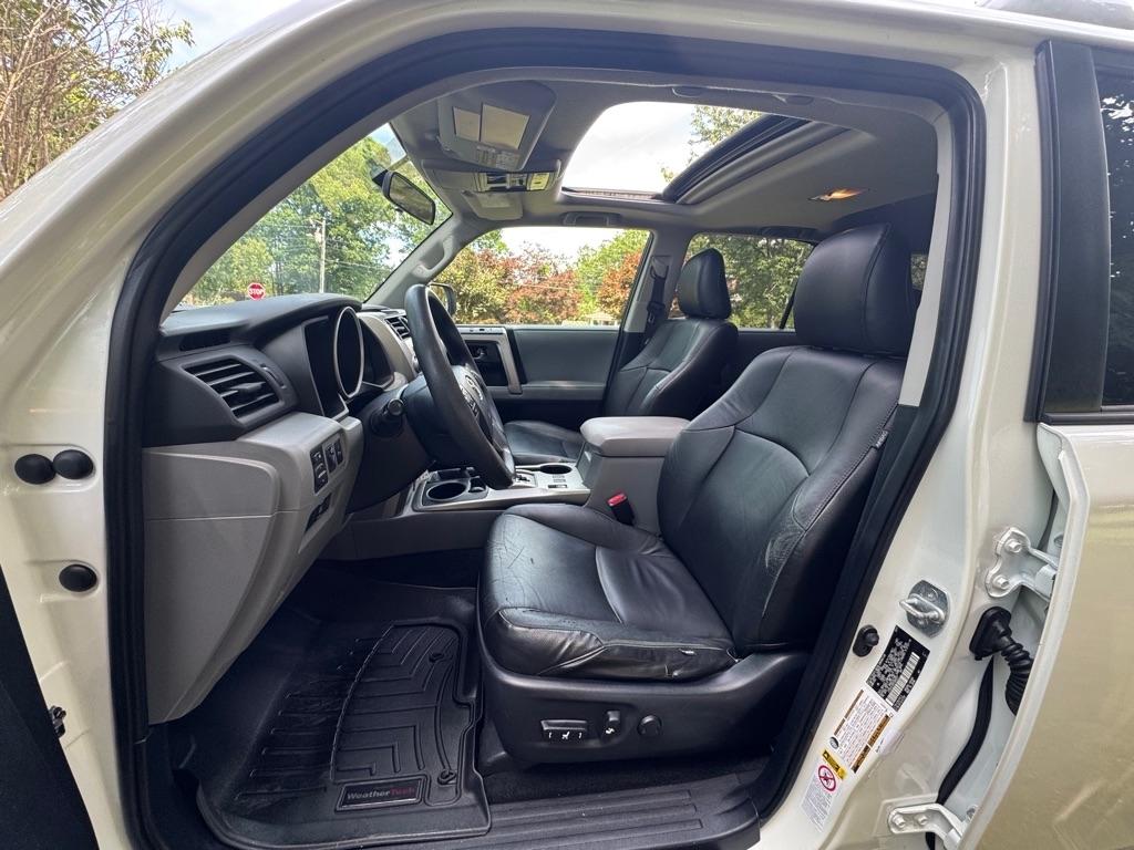 Toyota 4Runner SR5 4WD 2012