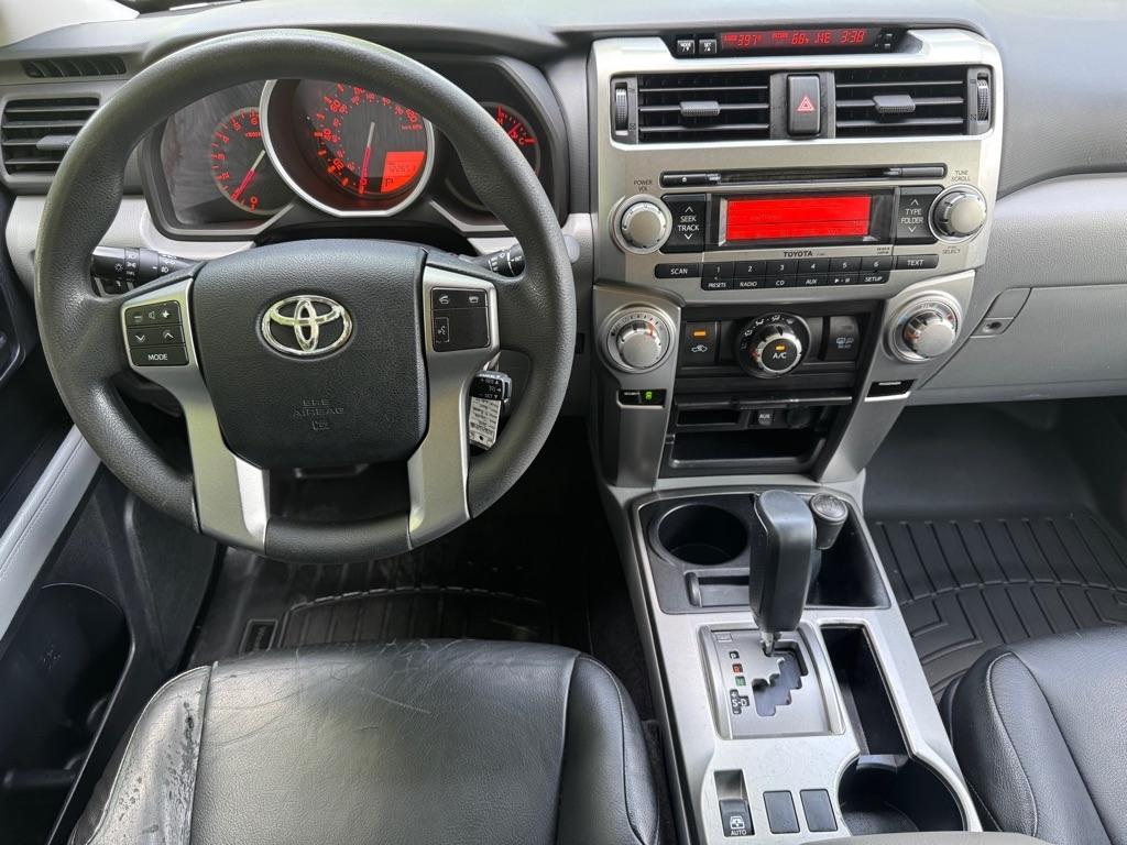 Toyota 4Runner SR5 4WD 2012