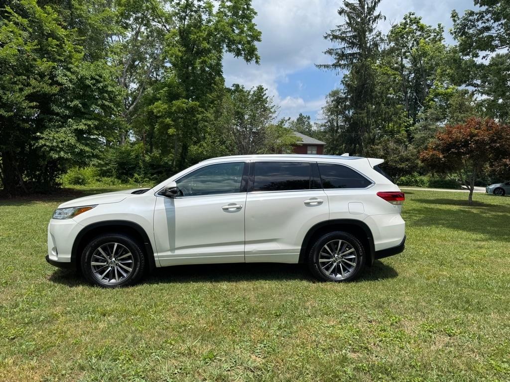 Toyota Highlander SE AWD V6 2018