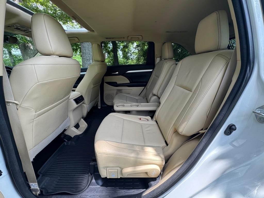 Toyota Highlander SE AWD V6 2018