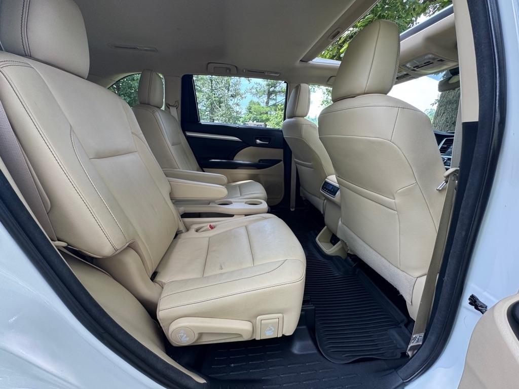 Toyota Highlander SE AWD V6 2018