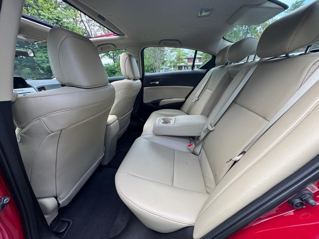 2018 Acura ILX Base - Photo 10