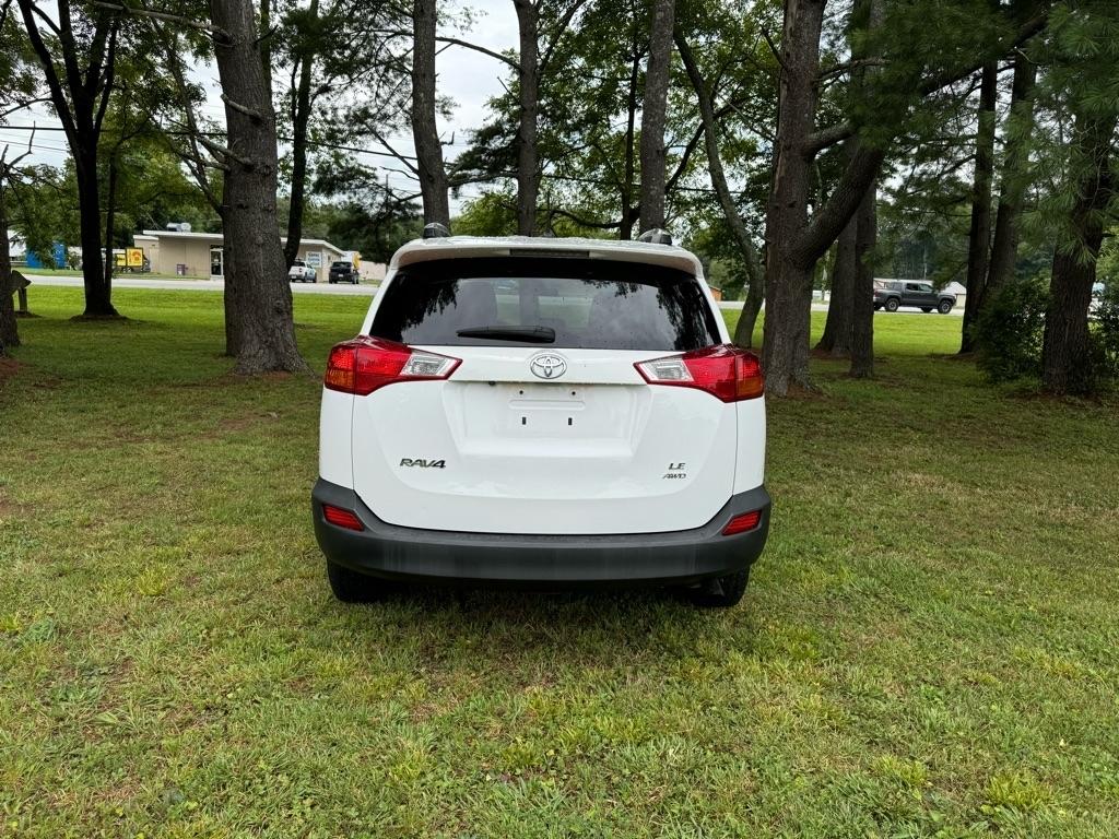 Toyota RAV4 LE AWD 2013