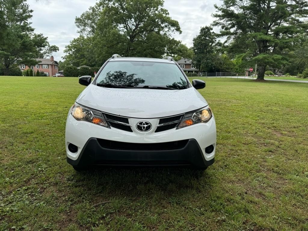 Toyota RAV4 LE AWD 2013