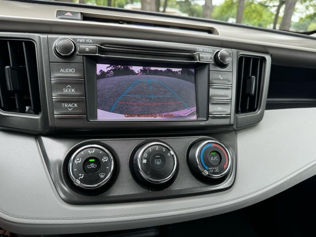 Toyota RAV4 LE AWD 2013