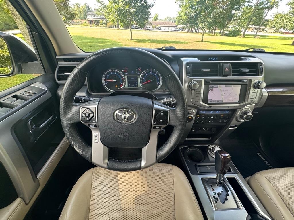 Toyota 4Runner SR5 4WD 2014
