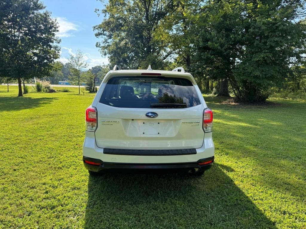 Subaru Forester 2.5i Premium PZEV CVT 2017