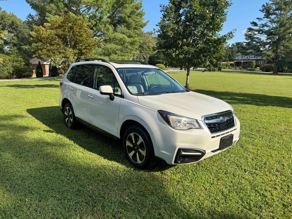 Subaru Forester 2.5i Premium PZEV CVT 2017