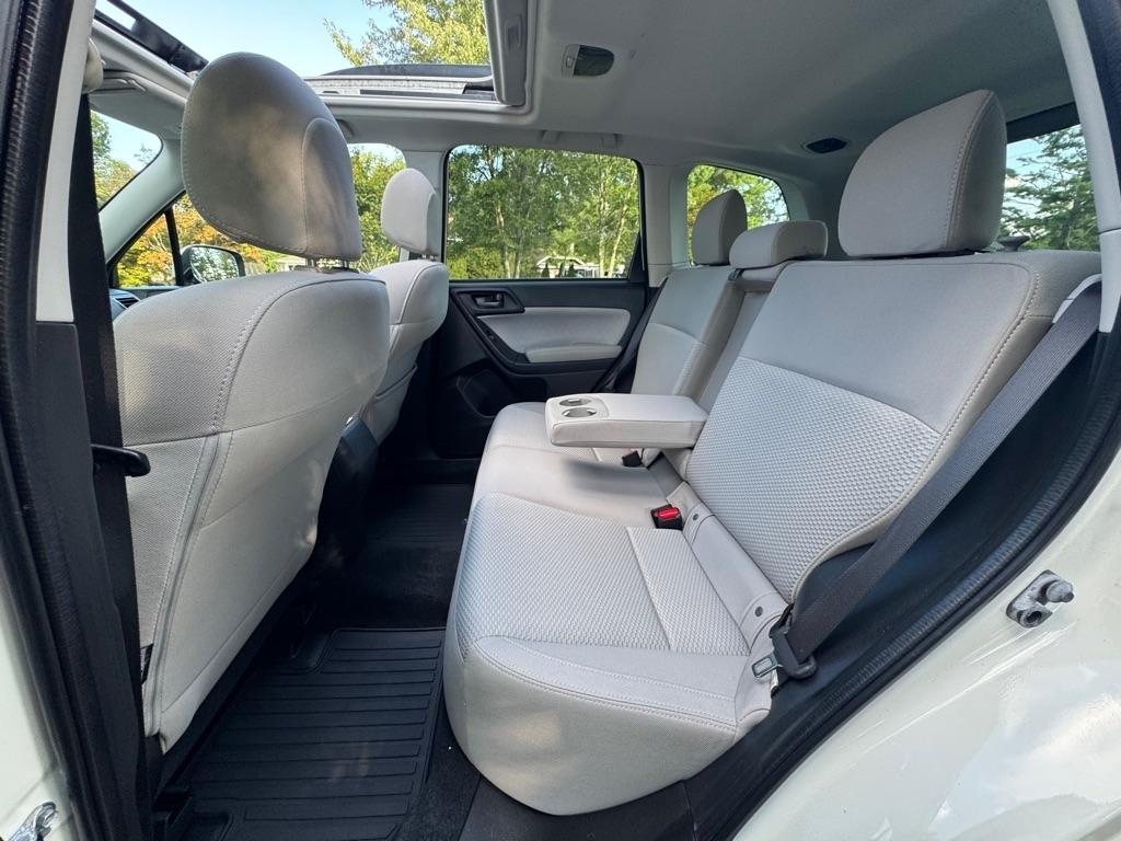 Subaru Forester 2.5i Premium PZEV CVT 2017
