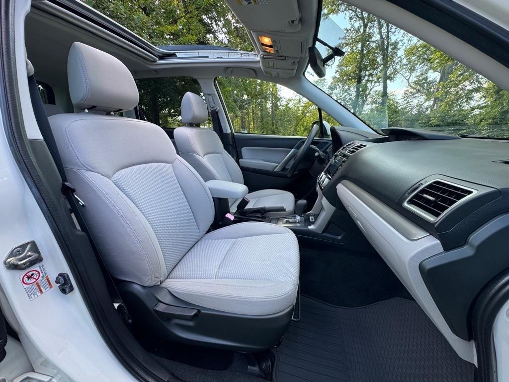 Subaru Forester 2.5i Premium PZEV CVT 2017