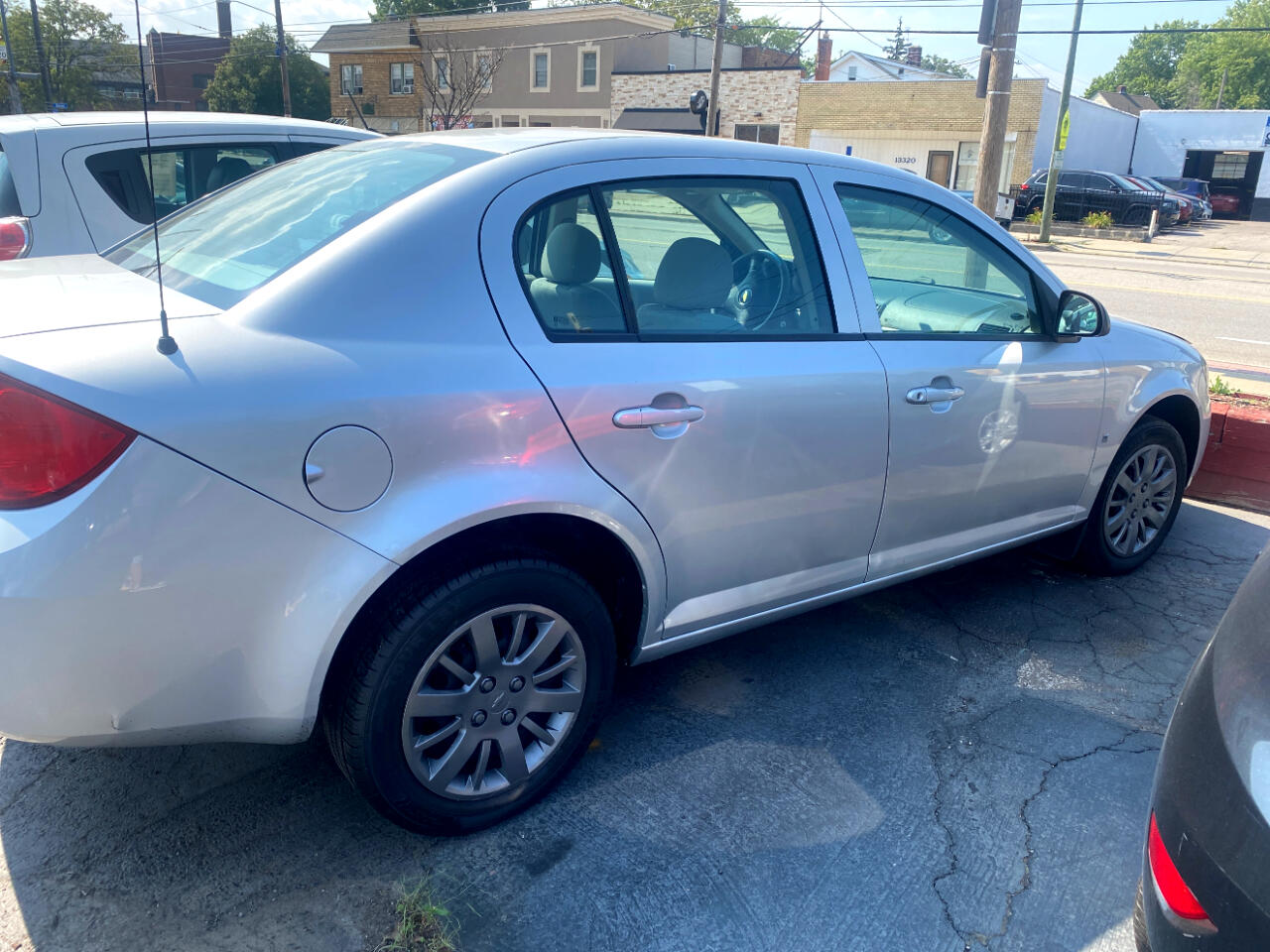 Chevrolet COBALT LS  2010
