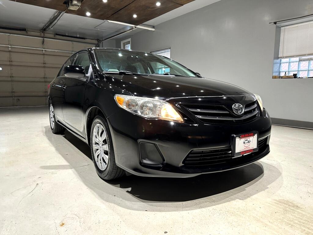 2013 Toyota Corolla 4dr Sdn LE Auto (Natl)